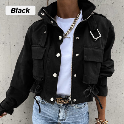 Ståkragejacka med tryckknapp – justerbar dragsko & praktiska fickor 🧥✨